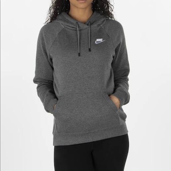 Nike Jackets & Blazers - NIKE SPORTSWEAR FLEECE HOODIE SIZE L